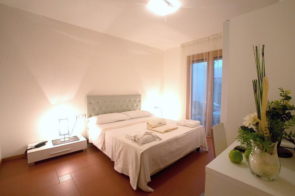 Lacroma Aparthotel Grado Rom bilde